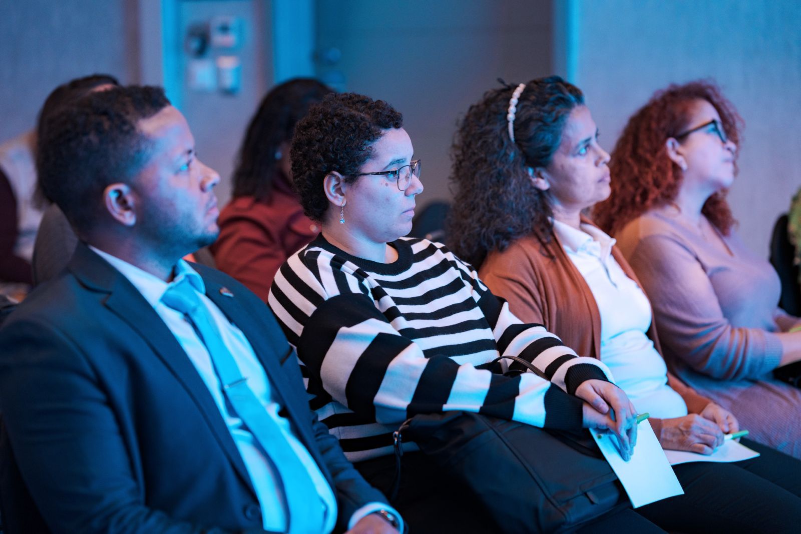 Destacan importancia de las herramientas digitales en el mundo empresarial moderno