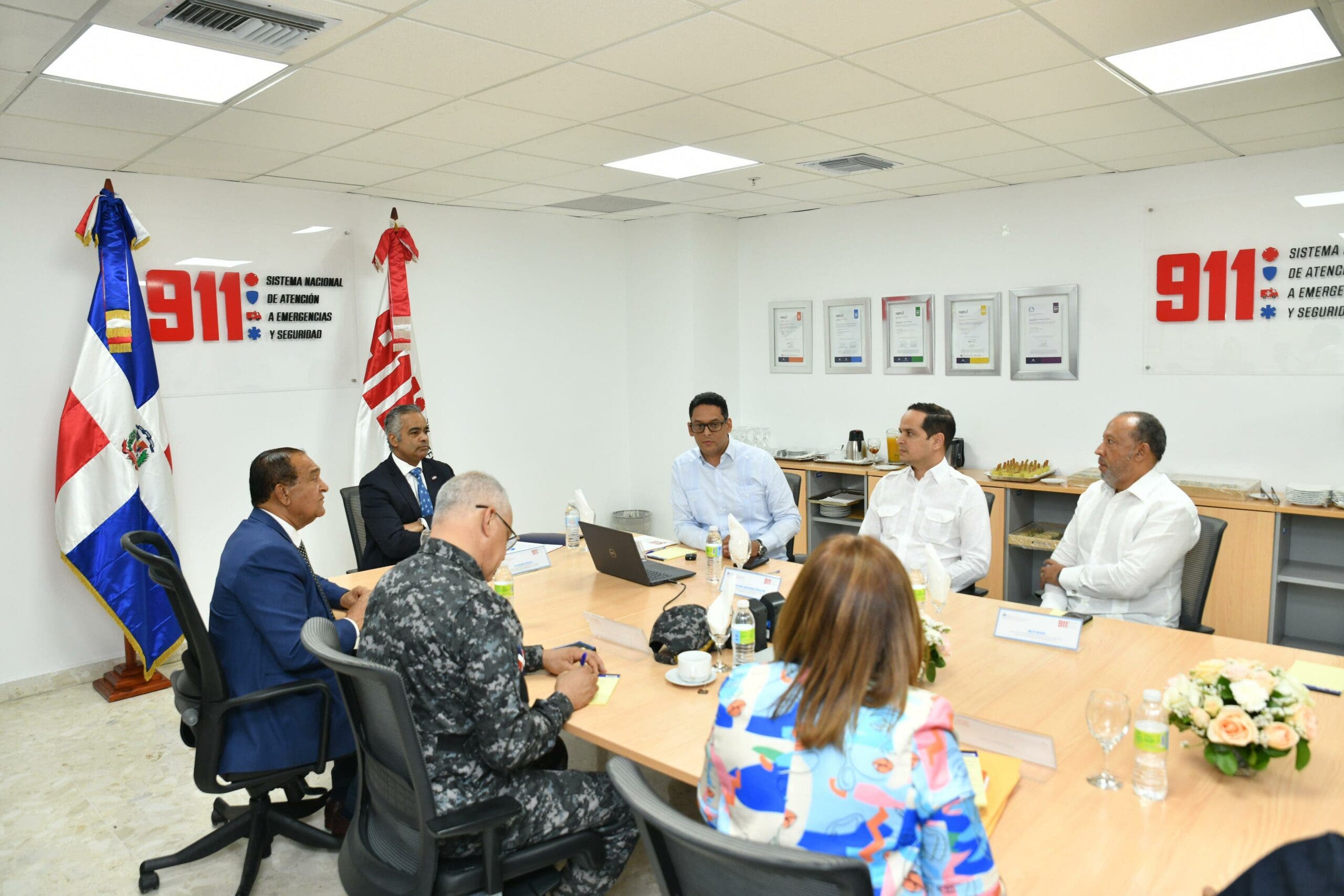 Sistema Nacional de Atenci&oacute;n a Emergencias 911 instala 267 c&aacute;maras en 4 provincias del pa&iacute;s