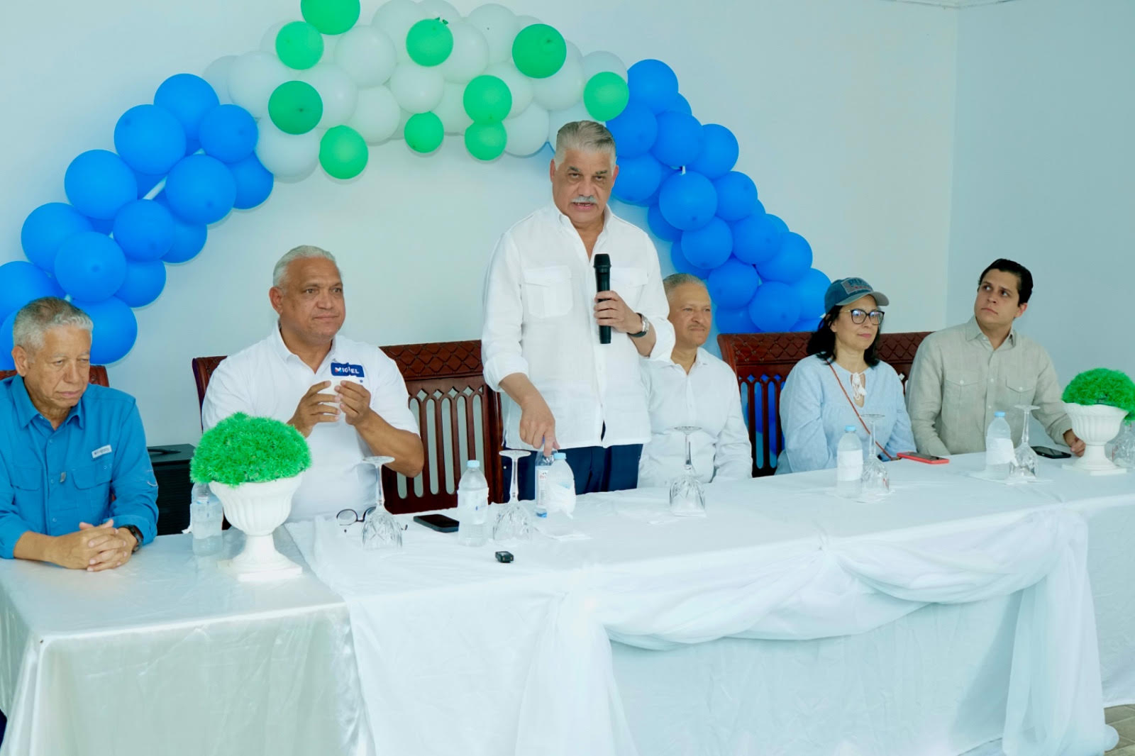 Miguel Vargas afirma oficialismo sigue &laquo;malas pr&aacute;cticas&raquo; en la RD
