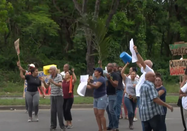 Residentes de Engombe denuncian mal estado de calles y otros males