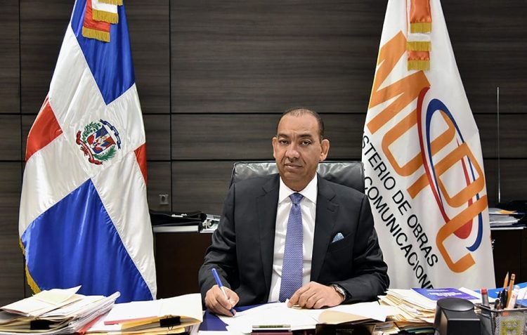 Gobierno ejecuta estrategias para la descongesti&oacute;n del tr&aacute;nsito
