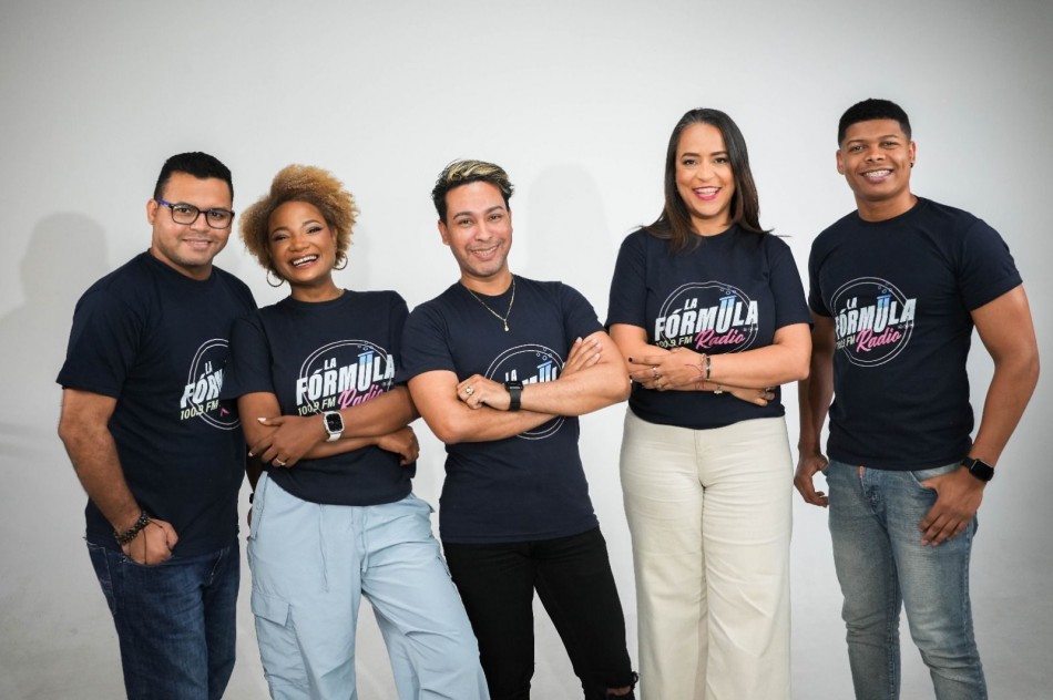 La F&oacute;rmula Radio se muda a Top Latina 101.7 del Grupo RTN