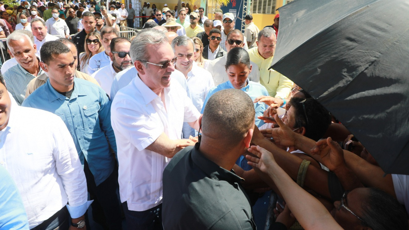 Luis Abinader retoma su agenda