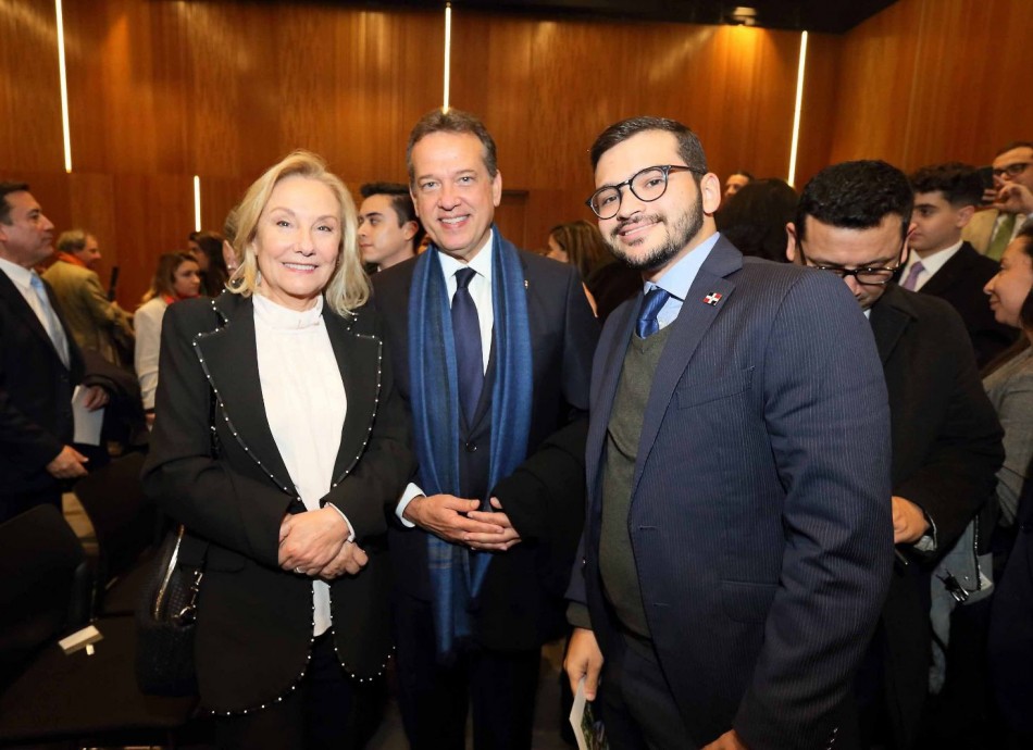 to Bisonó participa en encuentro del Grupo Libertad y Democracia en Santiago de Chile