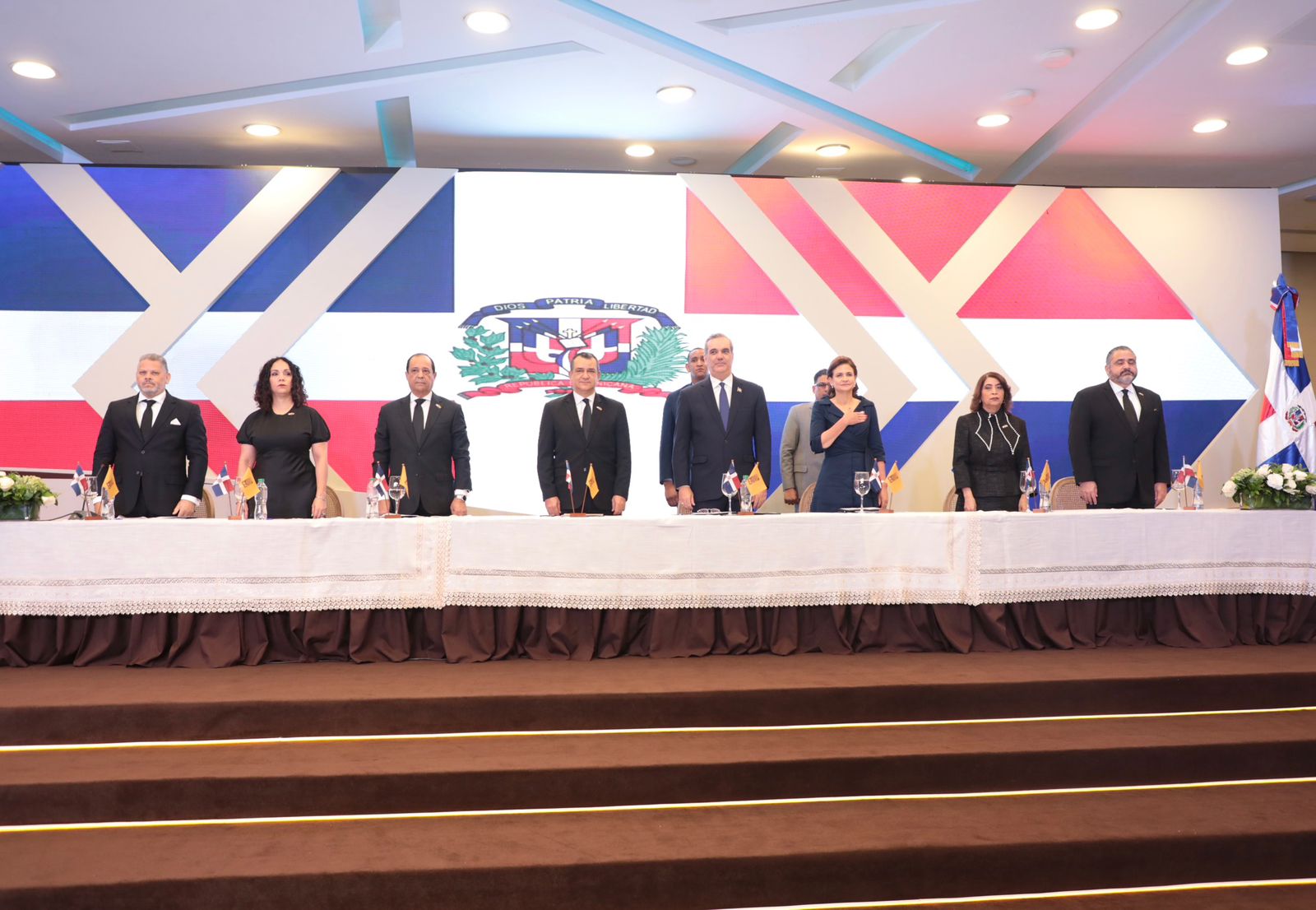 Presidente Abinader reafirma su compromiso para continuar impulsando las reformas necesarias que requiere el pa&iacute;s y dejar un legado de fortalecimiento democr&aacute;tico
