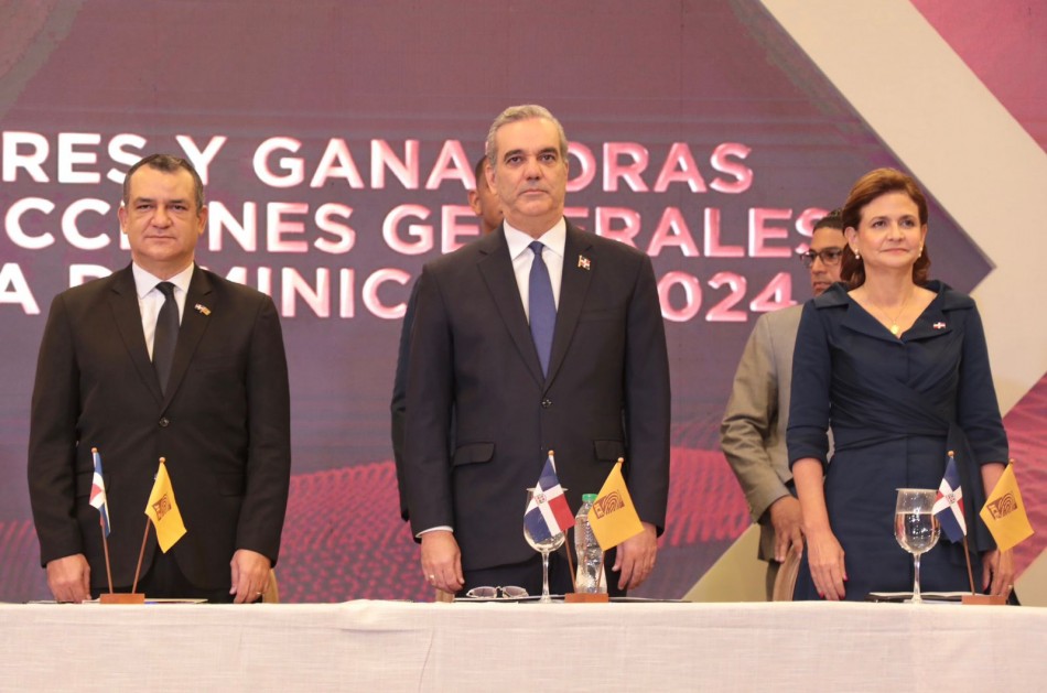  JCE cierra el ciclo de los procesos electorales con la entrega de certificados a los ganadores de los comicios 