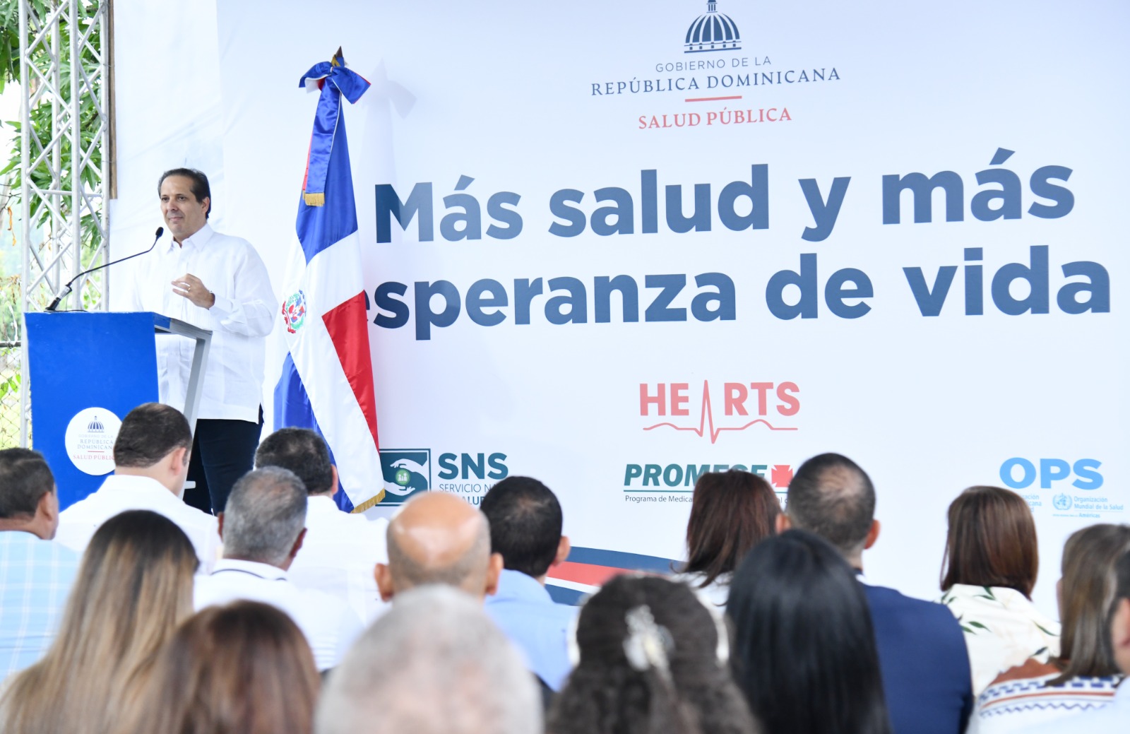 Alrededor de 200 mil personas del Cibao recibir&aacute;n medicamentos gratuitos  gracias al programa "M&aacute;s Salud y m&aacute;s Esperanza de Vida"