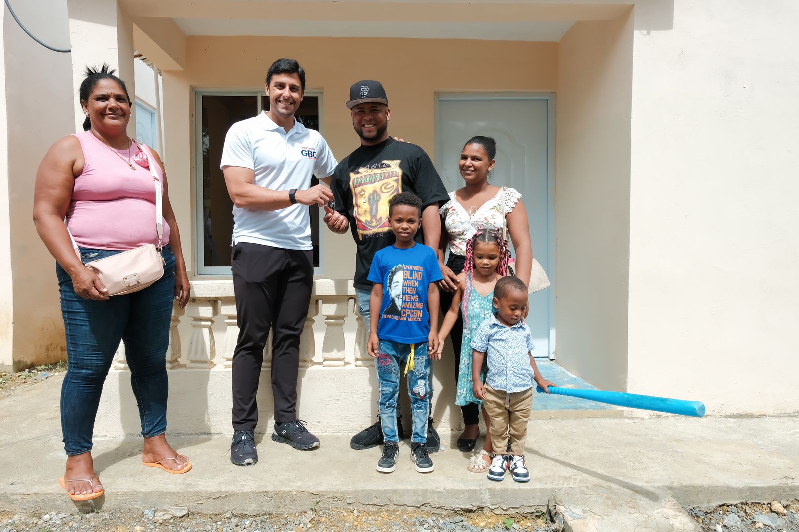 Fundaci&oacute;n GBC entrega vivienda a familia de escasos recursos en Villa Mella, Santo Domingo Norte 