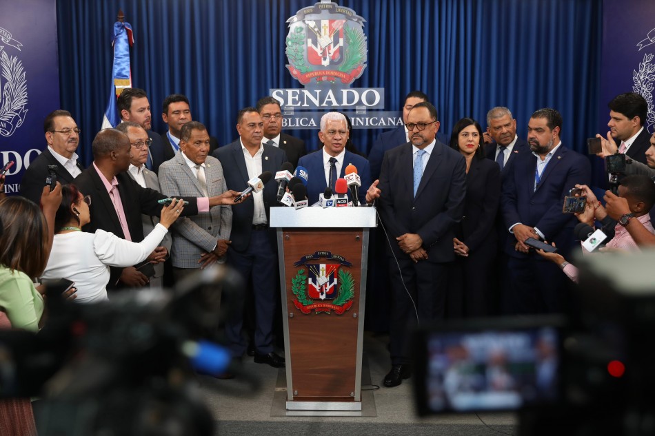 Poder Ejecutivo deposita en el Congreso Nacional el proyecto de Ley de Convocatoria de la Asamblea Nacional Revisora