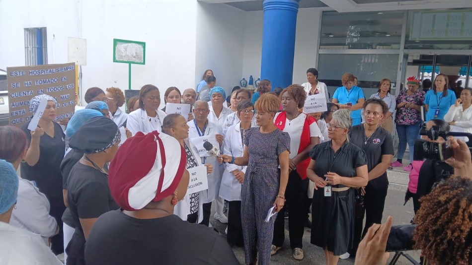 Médicos ,enfermera y Bioanalista convoca marcha en respuesta del Dr.Mario Lama sobre el aumento salarial en el Centro Gastroenterología