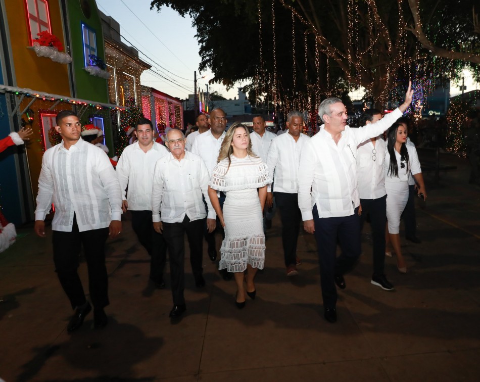 Presidente Luis Abinader lleva Orquesta Filarm&oacute;nica a Mao