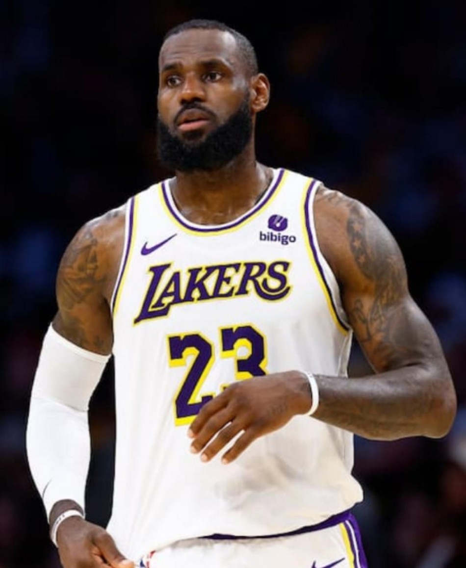 LeBron James revel&oacute; que rechaz&oacute; 10M $ de Reebok cuando ten&iacute;a 18 a&ntilde;os