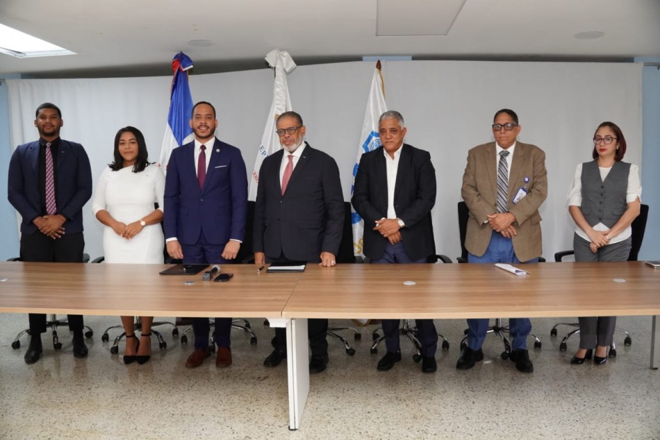 Desarrollo de la Comunidad y Jaycees'72 impulsarán el liderazgo comunitario y el desarrollo sostenible