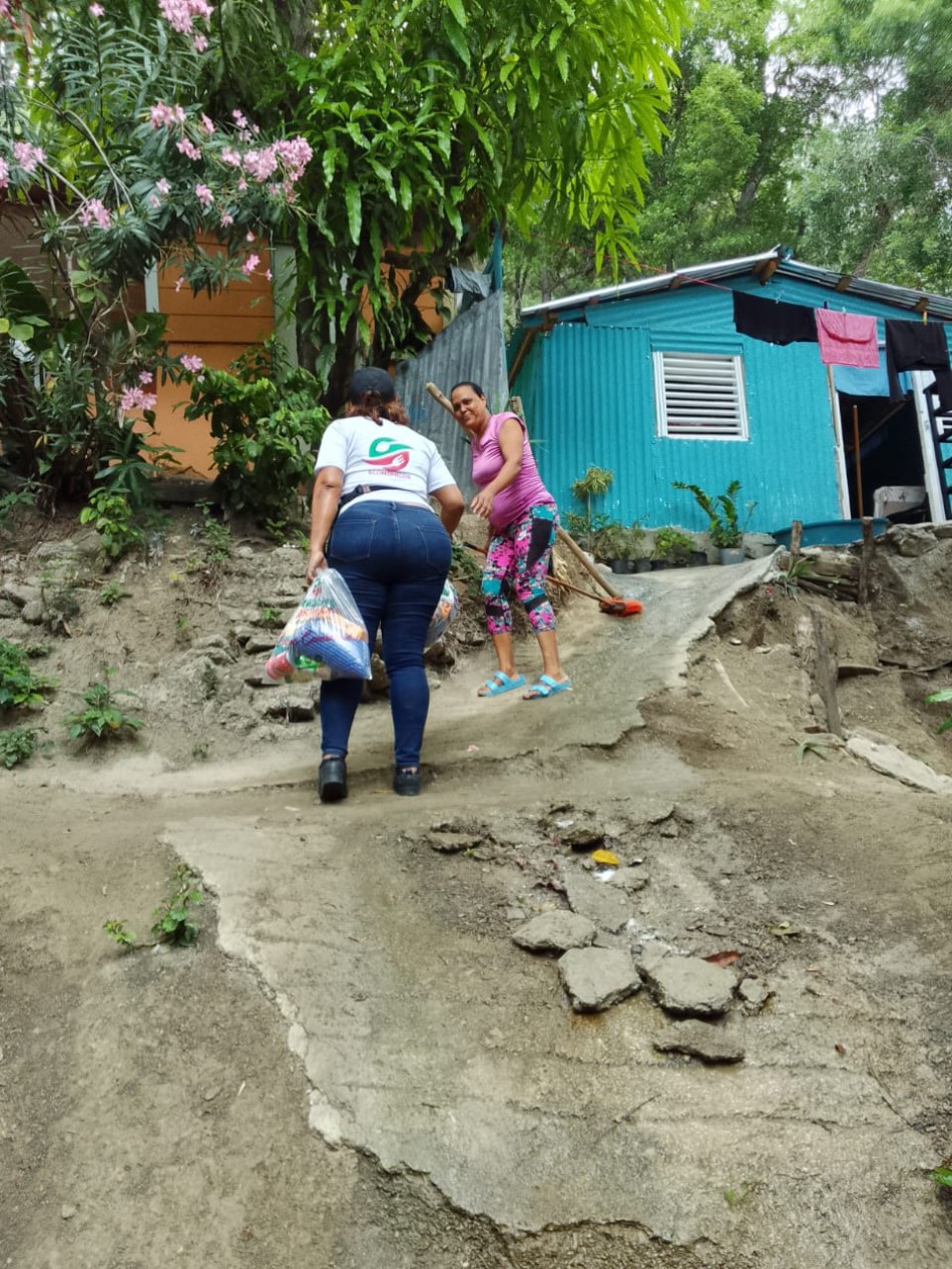 Comedores Econ&oacute;micos del Estado (CEED) realiz&oacute; un amplio operativo de entrega de kits de raciones crudas en San Jos&eacute; de Ocoa