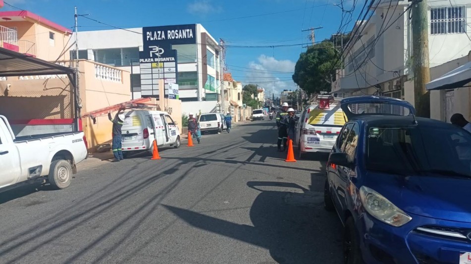 Edeeste desmantela conexiones ilegales en Hig&uuml;ey, El Seibo y San Pedro de Macor&iacute;s
