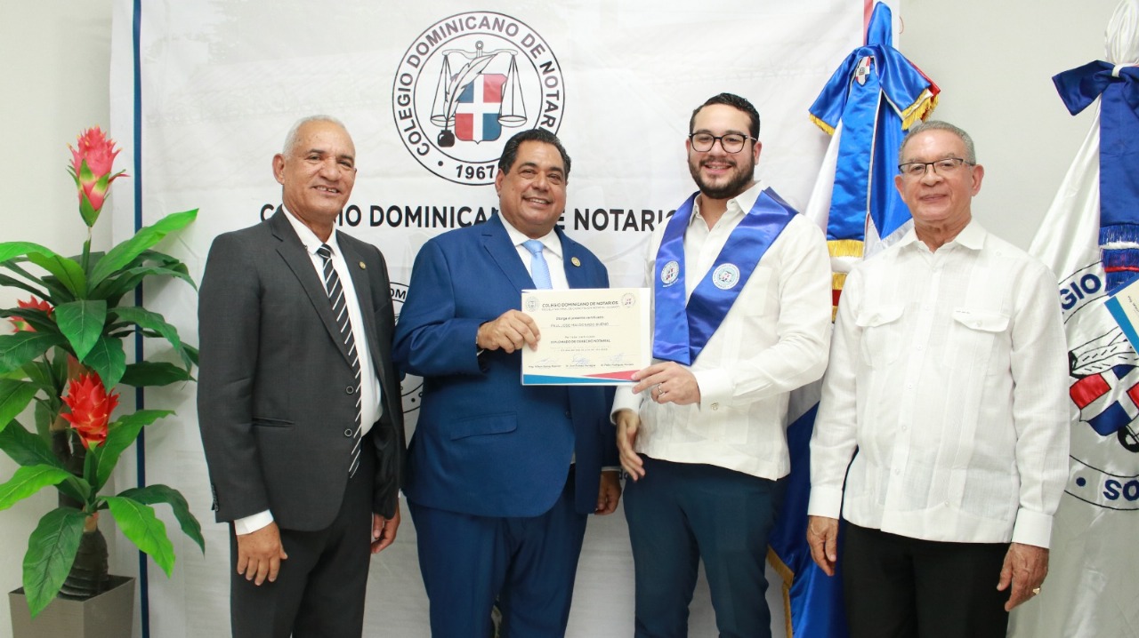 Ecanot grad&uacute;a a 138 abogados en diplomado de derecho notarial