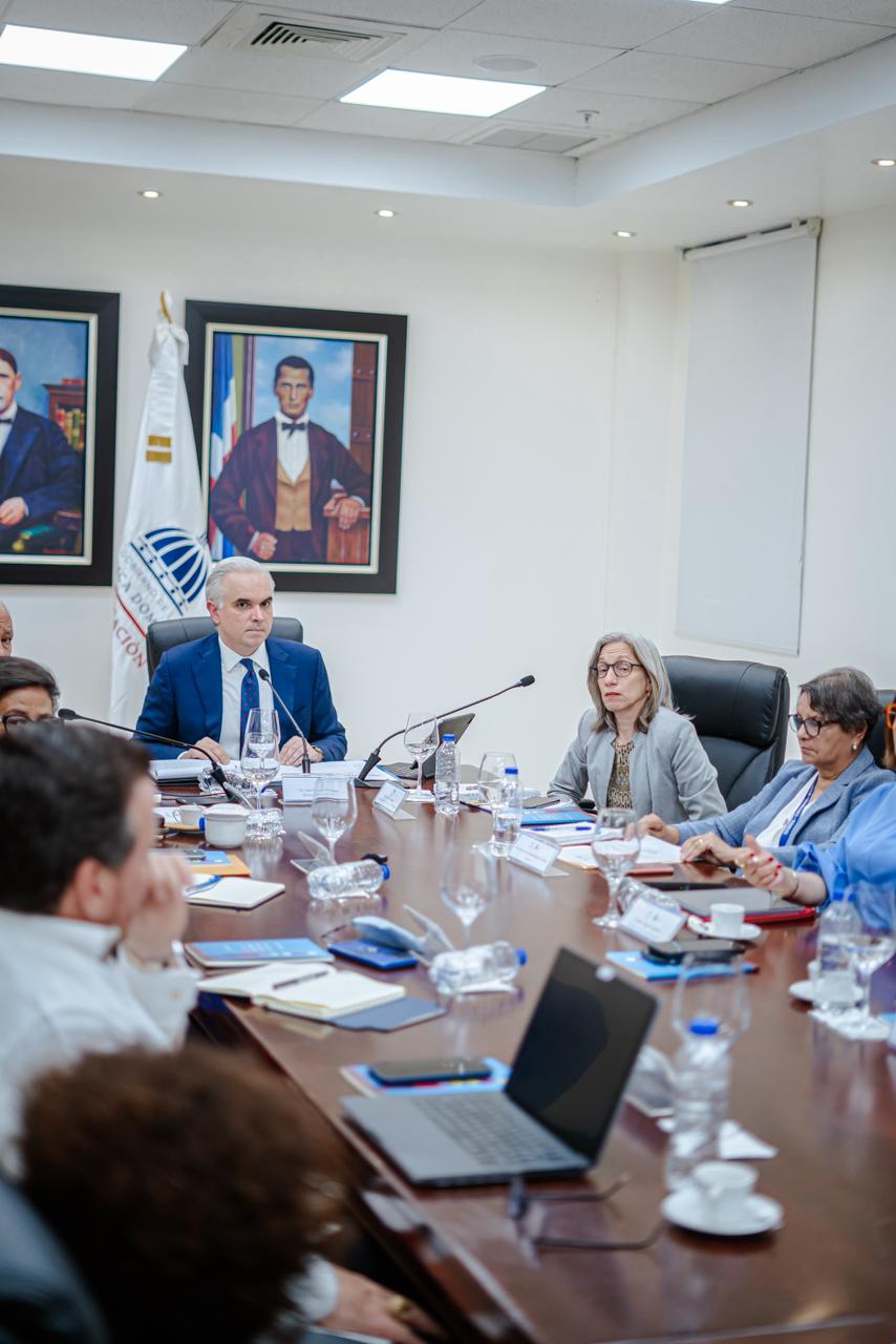 Luis Miguel De Camps emite la Orden Departamental 04-2026 para iniciar con previsi&oacute;n la preparaci&oacute;n del a&ntilde;o escolar 2026-2027