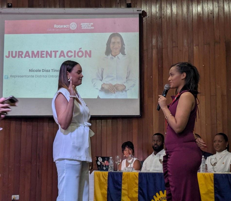 Club Rotaract San Cristóbal Juramenta Nueva Directiva