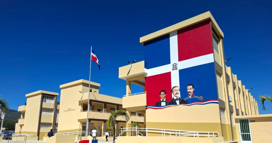 Infraestructura Escolar ratifica avance sostenido en construcci&oacute;n y mantenimientos de escuelas con m&aacute;s de 1,700 centros intervenidos en todo el pa&iacute;s 