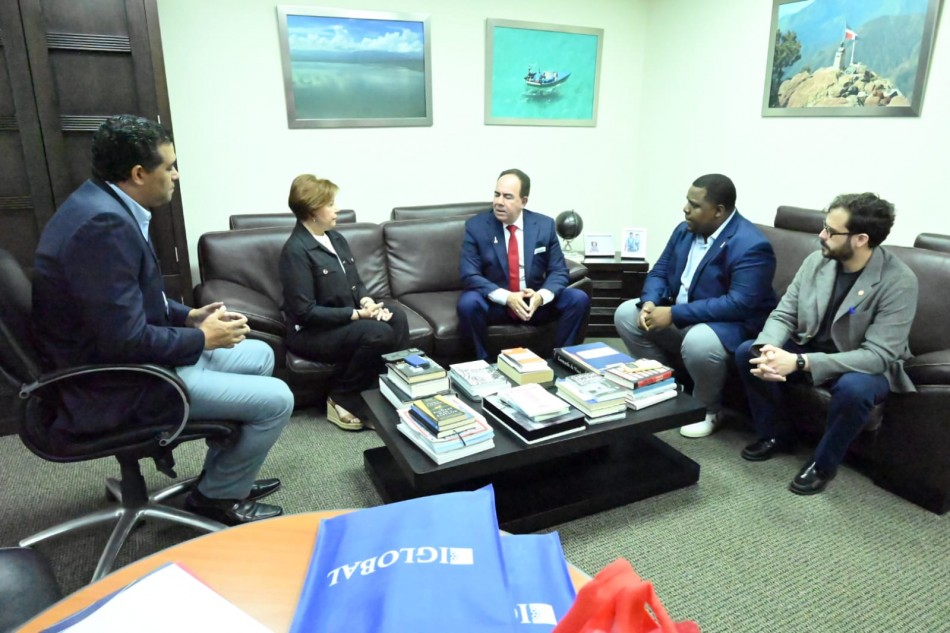 FUNGLODE e IGLOBAL analizan con la Universidad de Puerto Rico nuevas oportunidades de cooperación académica y cultural.