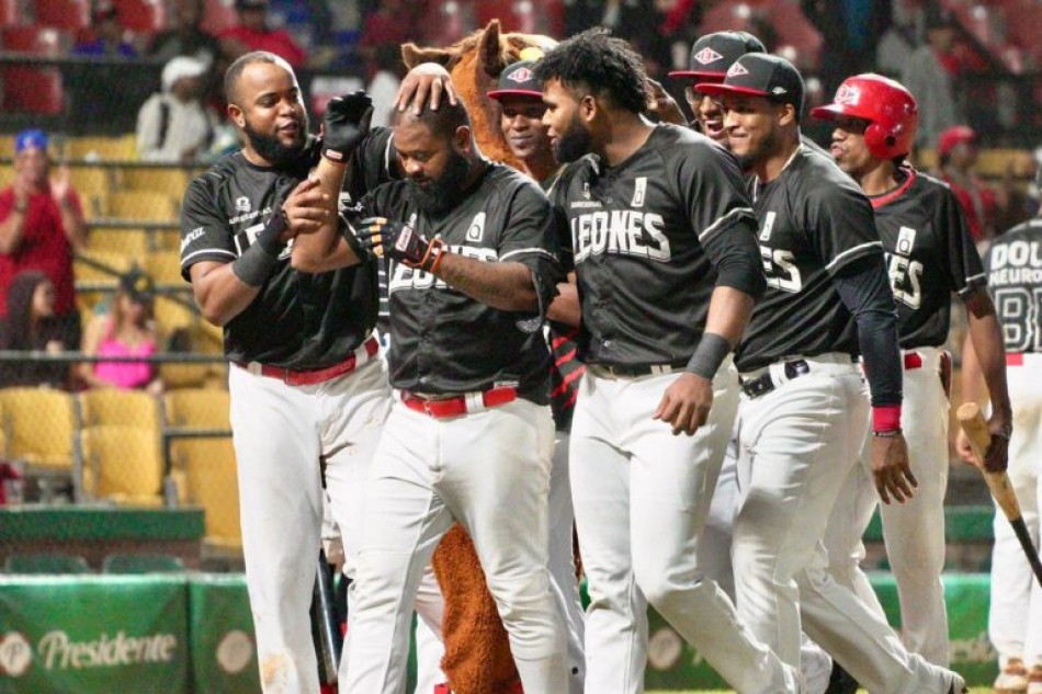 Leones del Escogido avanzan a la Serie Final por segundo a&ntilde;o consecutivo