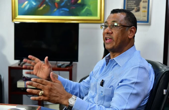 Director de Migraci&oacute;n alerta sobre fuerte presencia de haitianos ilegales en B&aacute;varo, incluso con zonas vedadas al ingreso de la autoridad