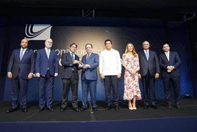 Mil millones de d&oacute;lares en inversiones tur&iacute;sticas