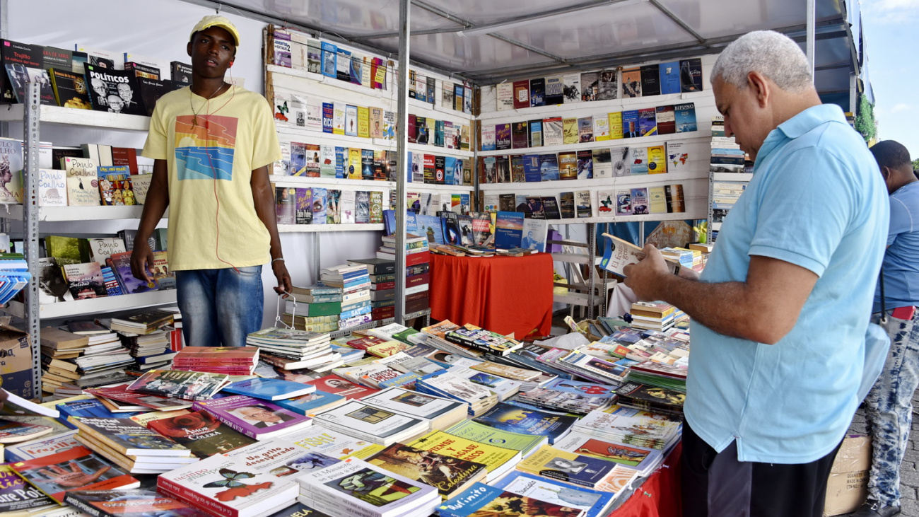 Feria del Libro vuelve a la Plaza de la Cultura