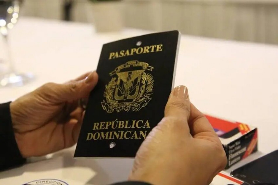 Pasaportes comienza la licitaci&oacute;n de un mill&oacute;n 150 mil libretas