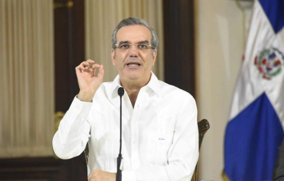 Abinader trata crisis Haití con congresistas y funcionarios EU