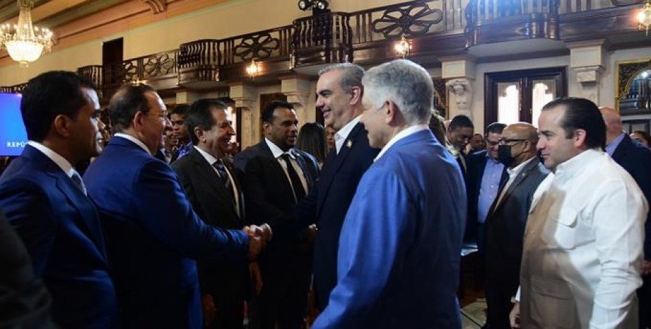 Abinader decidido a hacer cumplir la Ley de Extinción de Dominio
