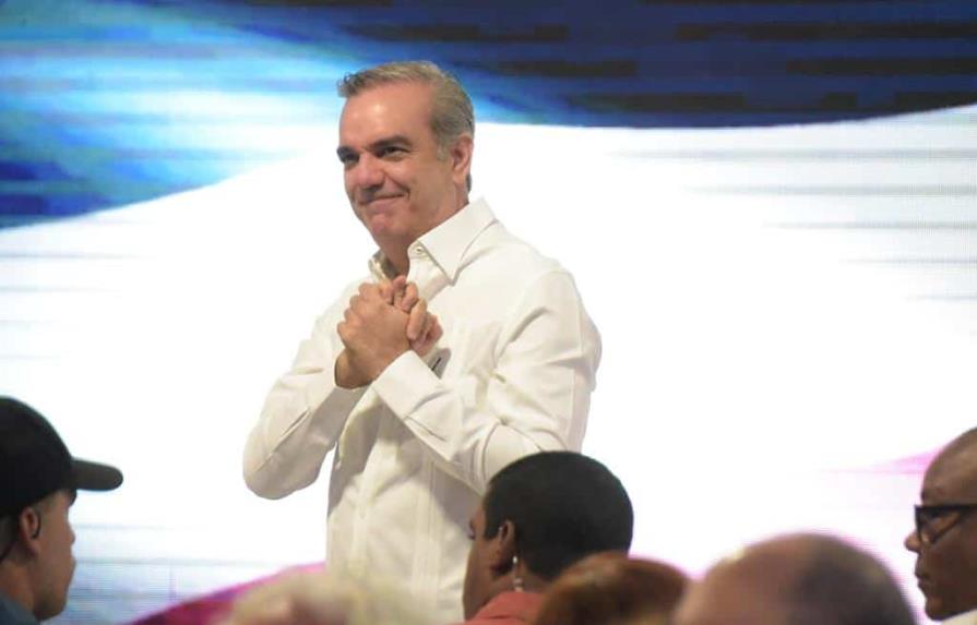Presidente Abinader califica como logro hist&oacute;rico formalizaci&oacute;n del trabajo dom&eacute;stico