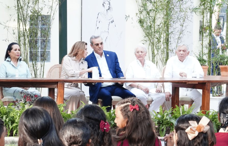 Inauguran el remozamiento del Paseo de los Indios en el Mirador Sur