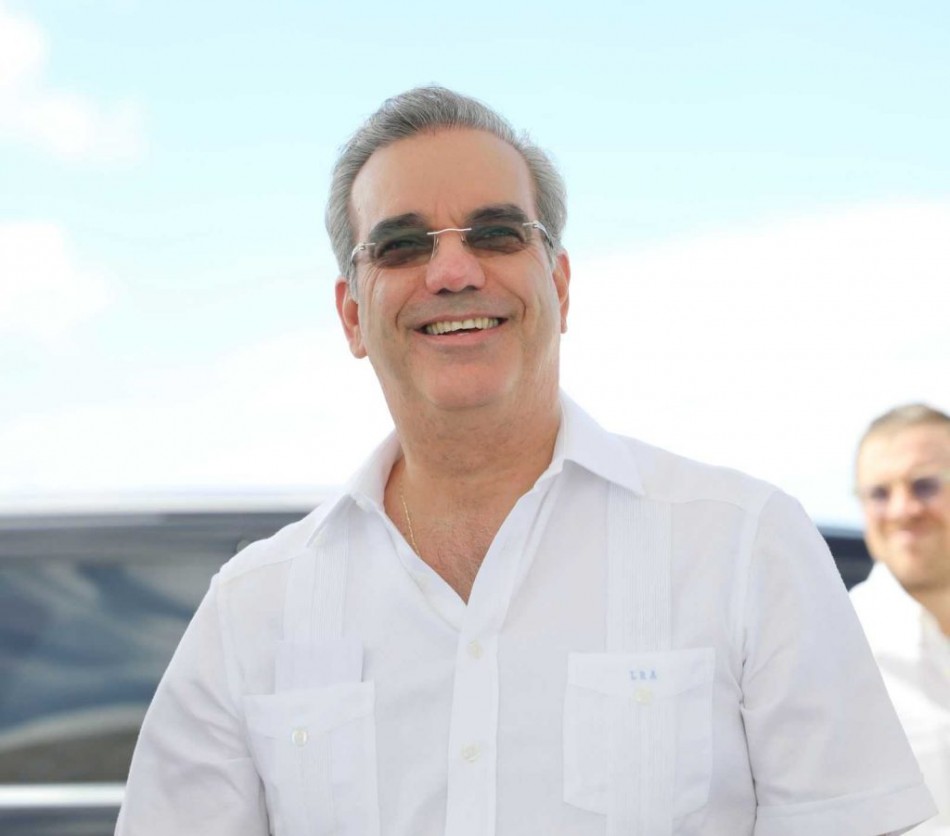 Presidente Abinader celebra hoy 56 años de edad