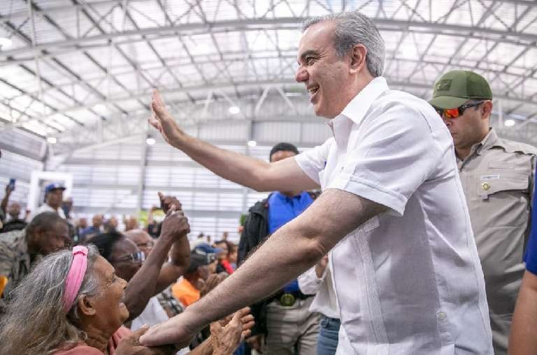 Gobierno inaugurar&aacute; 14 obras y dar&aacute; apartamentos fin de semana