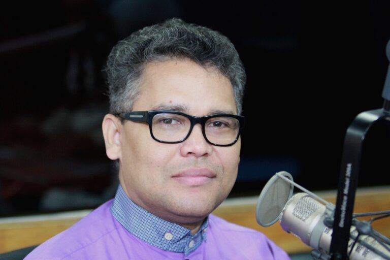 JCE reconocen partido del pastor Carlos Pe&ntilde;a
