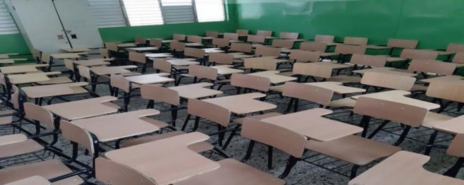 Adquirir butacas escolares se torna un rompecabezas