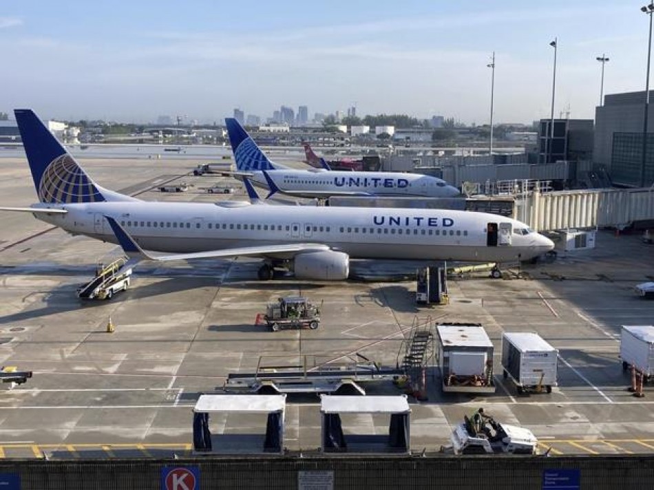 Aeropuerto de Fort Lauderdale regresa con sus operaciones tras lluvias torrenciales