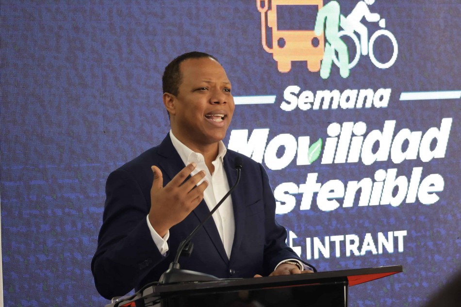 Intrant promete medidas para optimizar el tránsito en el Gran Santo Domingo