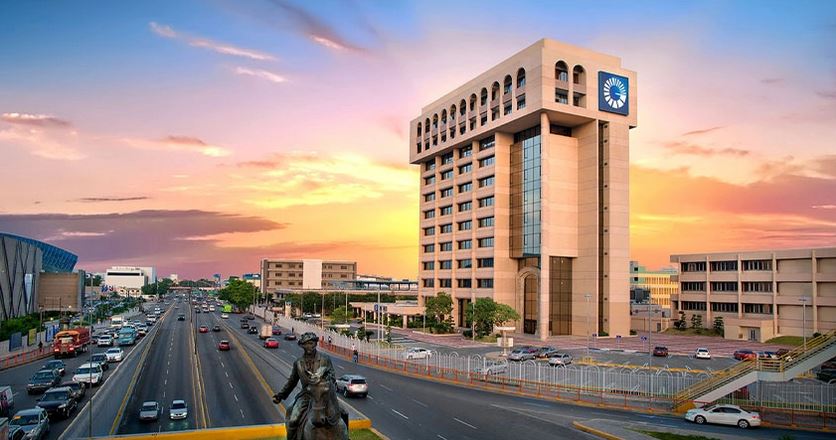 Banco Popular se solidariza con San Crist&oacute;bal. Aporta RD$30 millones en ayudas sociales