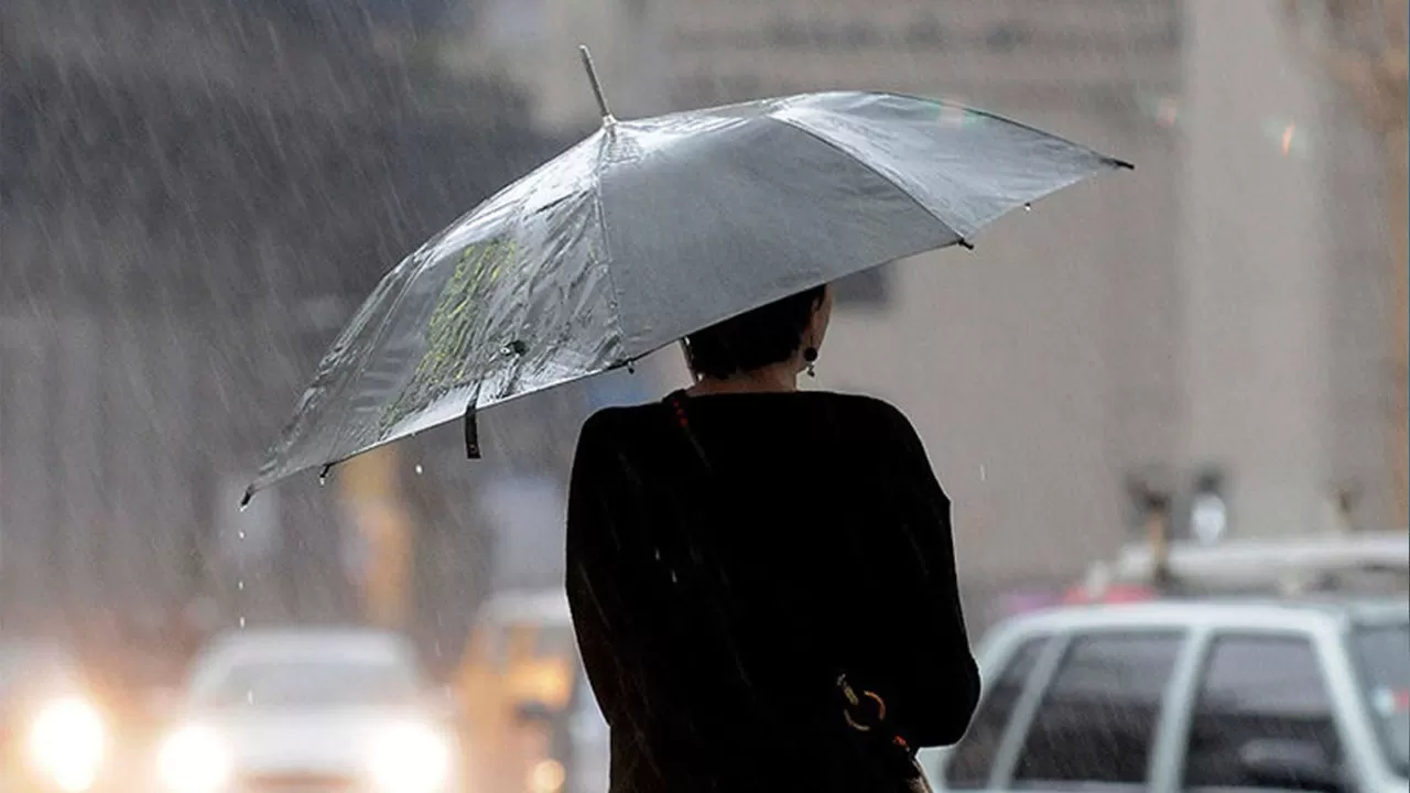 Meteorolog&iacute;a pronostica chubascos dispersos y calor