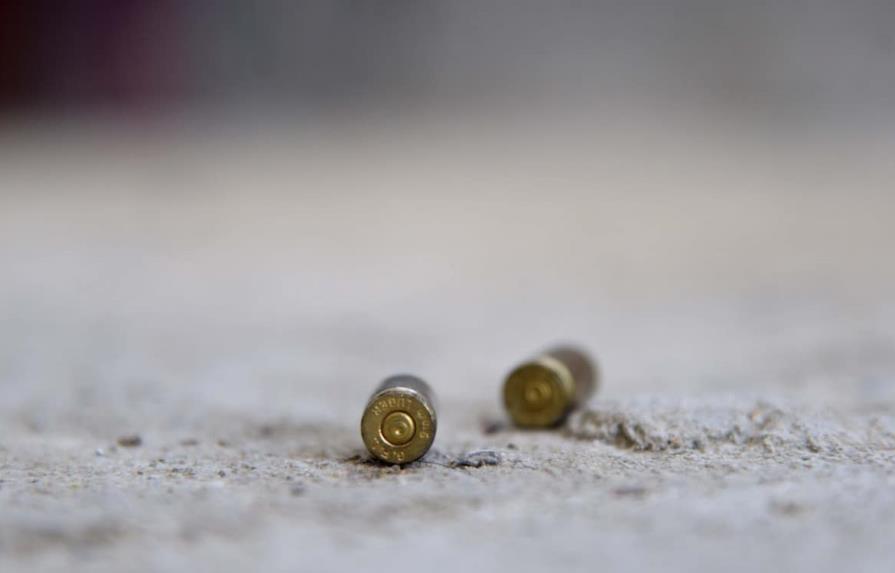 Asalto en Los Alcarrizos deja dos muertos y dos heridos