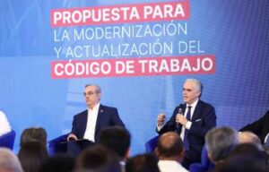 Gobierno propondr&aacute; aumentar a 15 d&iacute;as las vacaciones de los trabajadores a partir de los tres a&ntilde;os