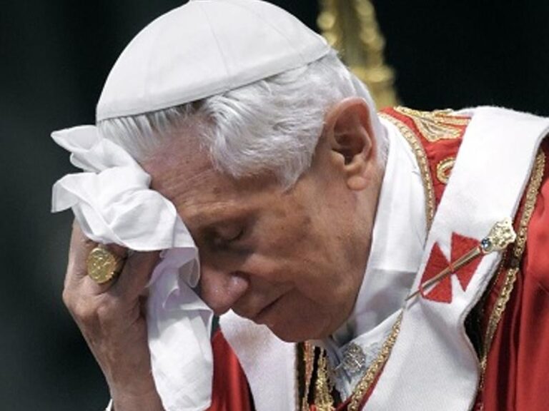 Las &uacute;ltimas palabras de Benedicto XVI fueron "Jes&uacute;s, te quiero", seg&uacute;n medios argentinos