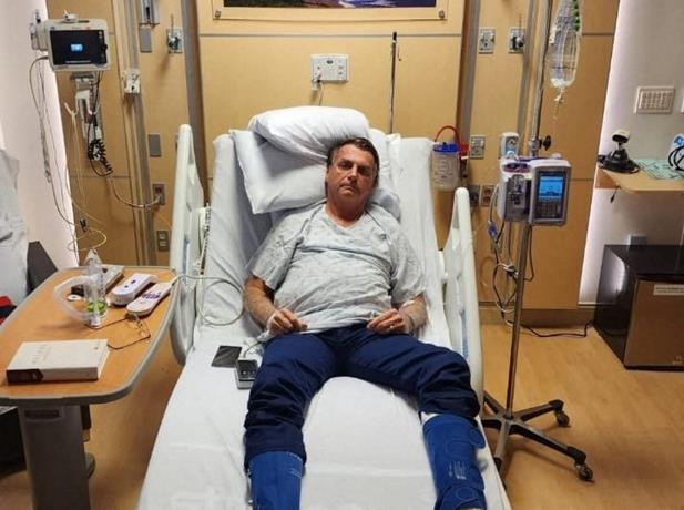 Bolsonaro asegura que lo ingresaron en hospital de EE. UU. por "adherencia abdominal"