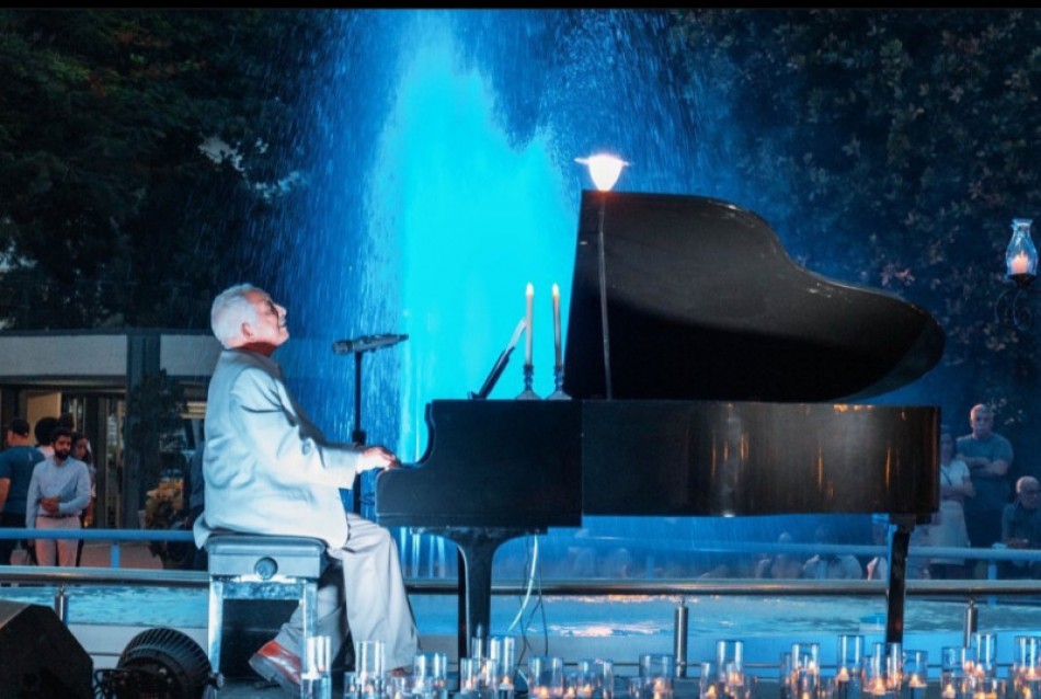Rafael Solano en "Piano bajo la Luna" desde el Parque Iberoam&eacute;rica