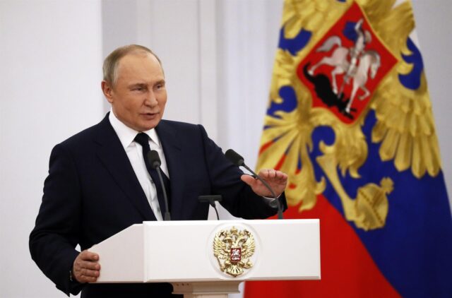 Putin advierte con un "ataque rel&aacute;mpago" en caso de una injerencia en Ucrania