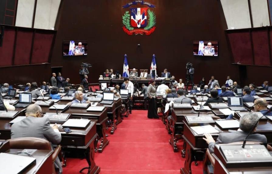 Aduanas propone a diputados seguir administrando bienes il&iacute;citos