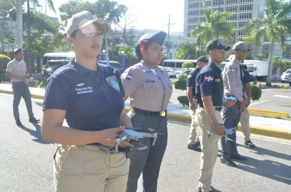 Polic&iacute;a inicia el uso de drones y una aplicaci&oacute;n para denuncias virtuales