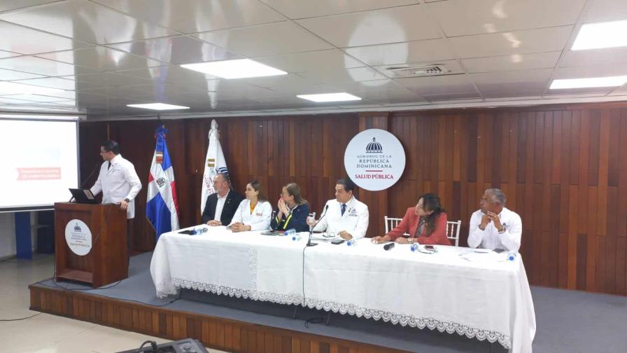 Ministro de Salud: "El Covid va a seguir circulando, subiendo y bajando"